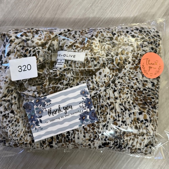 Rose + Olive Animal Print Smocked Peplum Blouse Brown Tan Small - Picture 10 of 10